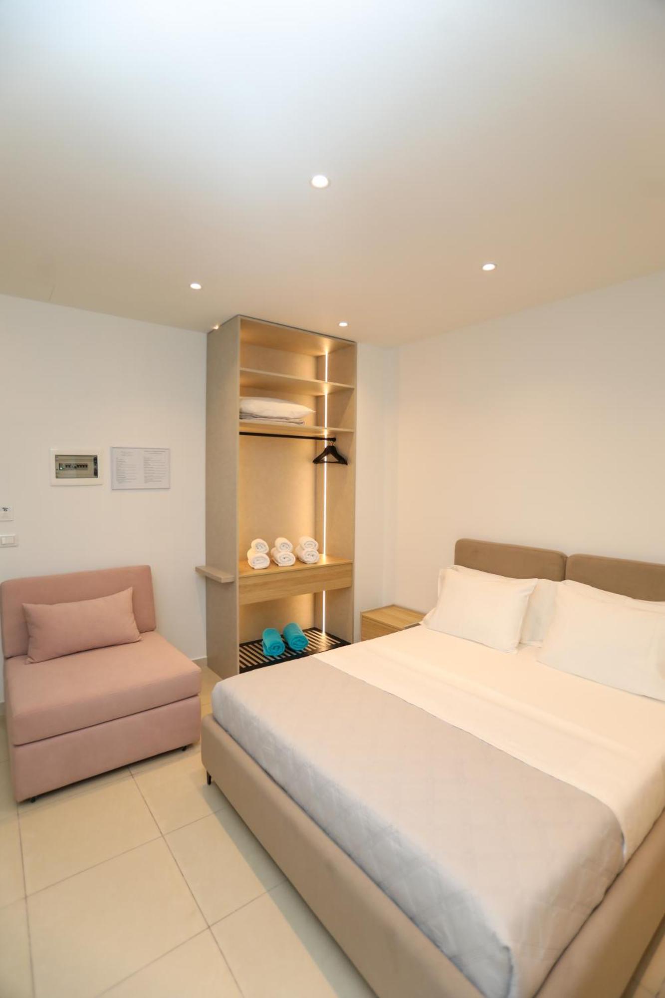 Apart-hotel Divos *