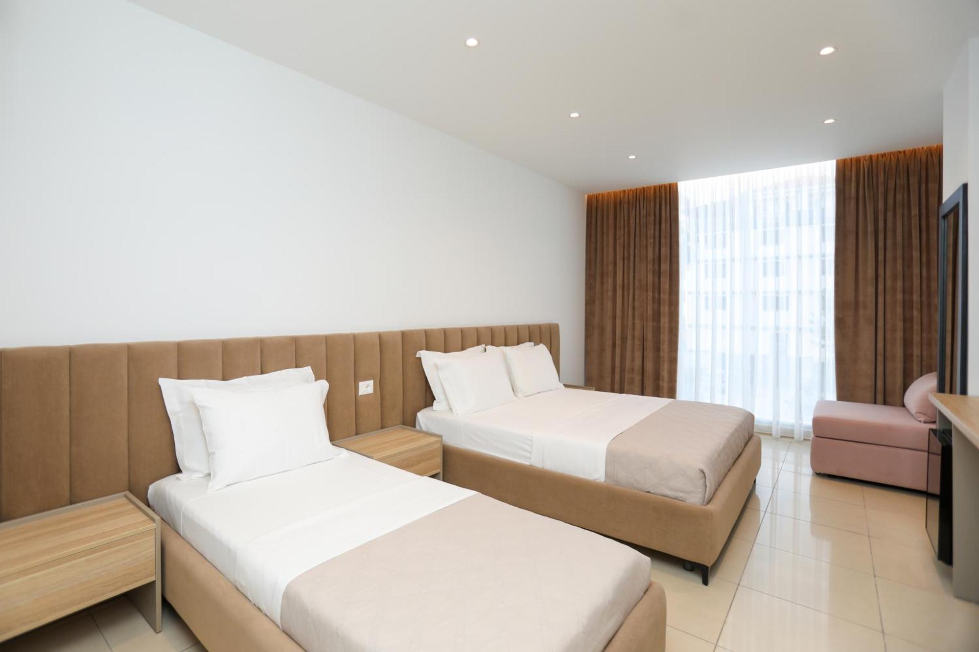 Apart-hotel Divos *