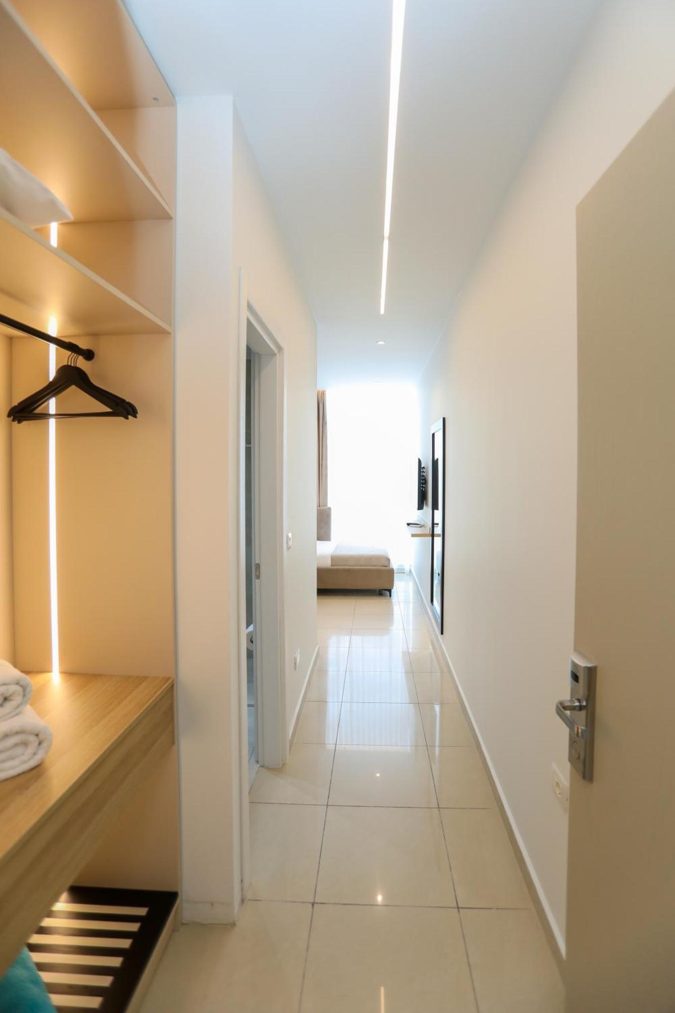 Apart-hotel Divos